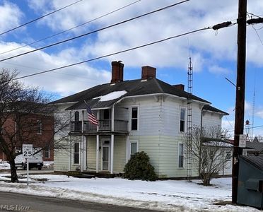 23 N State St, Frazeysburg, OH, 43822