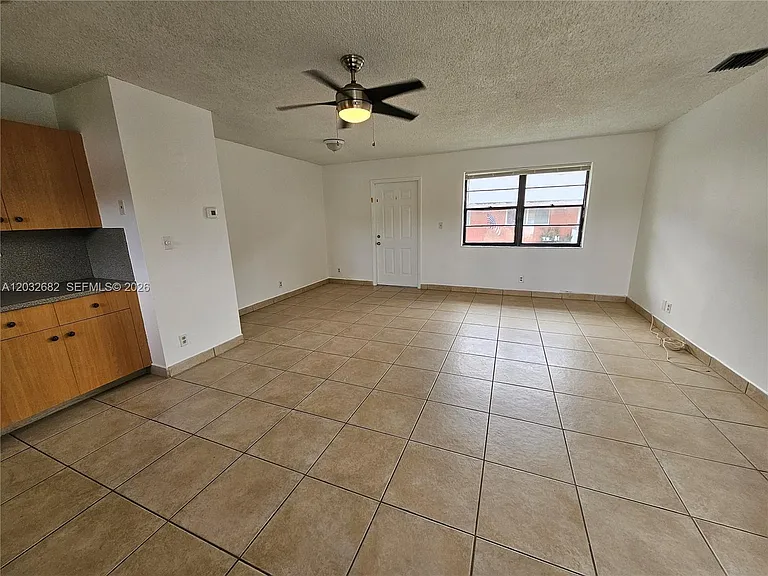 4149 SW 52nd St #1 — Photo 7