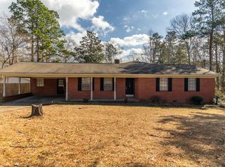 16 Glinda Ln, Hattiesburg, MS 39401