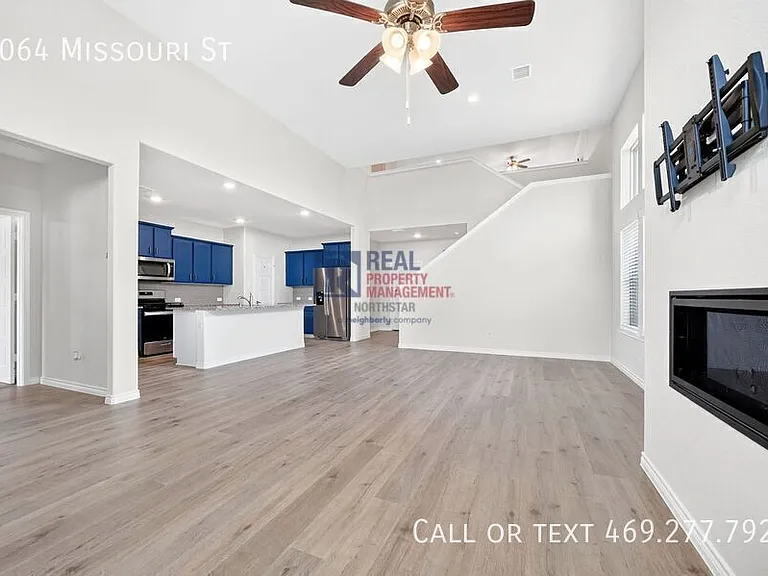2064 Missouri St — Photo 6