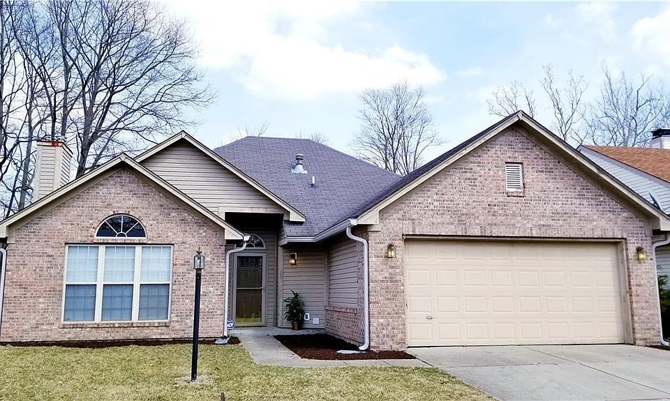 1st image of 723 Pioneer Woods Dr