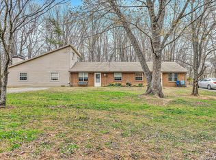 464 Oak Dr, Blue Ridge, VA 24064