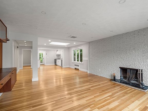 4th image of 15 Judkins Rd