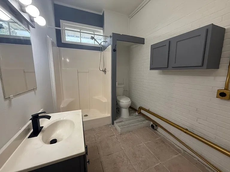 427 General Mouton Ave #B — Photo 6