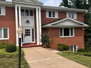 7560 Hollycroft Ln APT 18C, Mentor, OH 44060