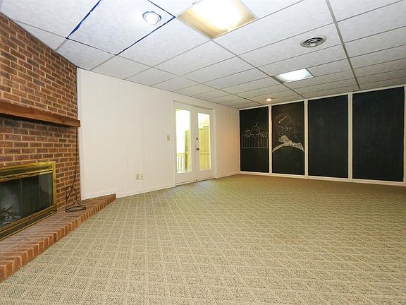 5th image of 2036 Stratford Ct