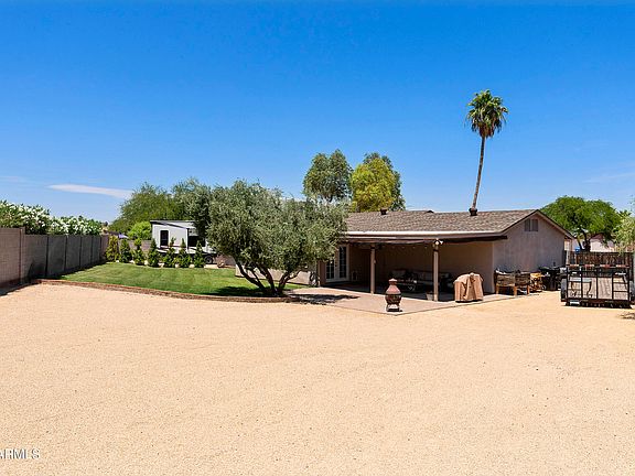 3rd image of 15846 N 19TH Street