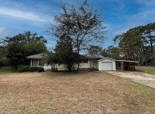1004 S Elm St, New Boston, TX 75570