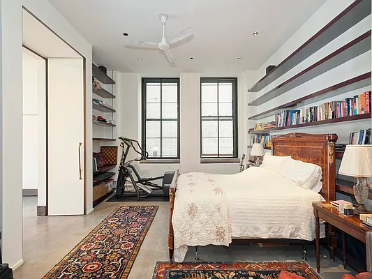 Rented by Sotheby's International Realty | media 6