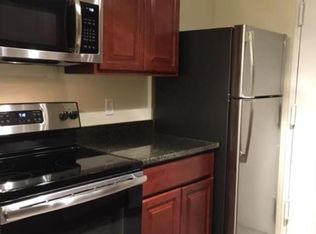 25 Village Rock Ln APT 3, Natick, MA 01760