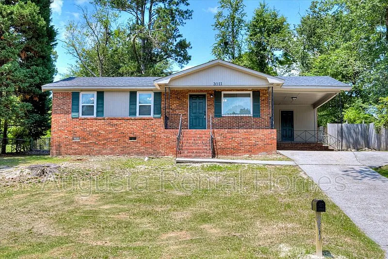 2011 Ashley Dr