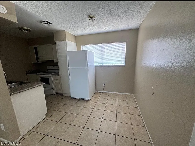 2505 Cedar Ave #1 — Photo 4