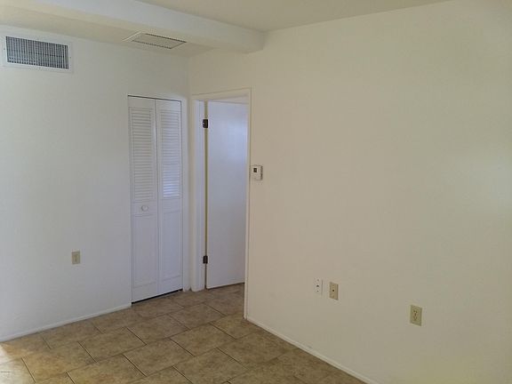 5th image of 4967 S Cherry Ave