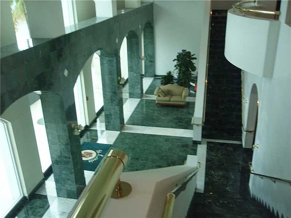 4th image of 800 Claughton Island Dr APT 1803