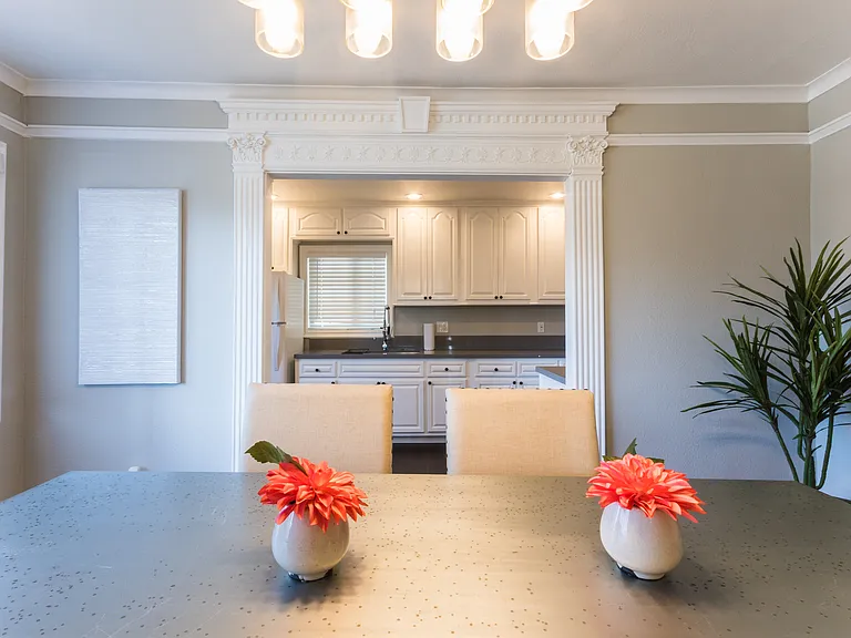 5357 Virginia Ave — Photo 16