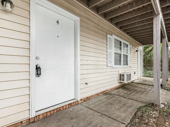 2611 Holton Ave APT 4, Charlotte, NC 28208