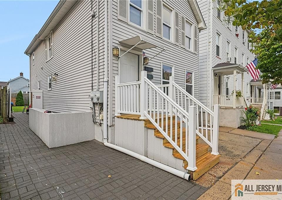 1st image of 24 Welton St
