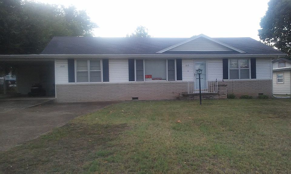 1st image of 1019 W Main St
