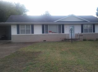 1019 W Main St, Branson, MO 65616