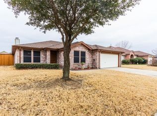 505 Bailey St, Saginaw, TX 76179