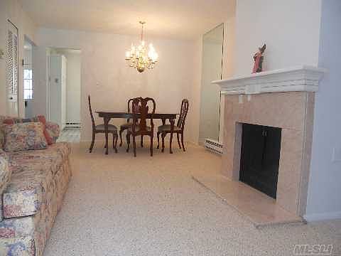 4th image of 46 Hearthside Dr
