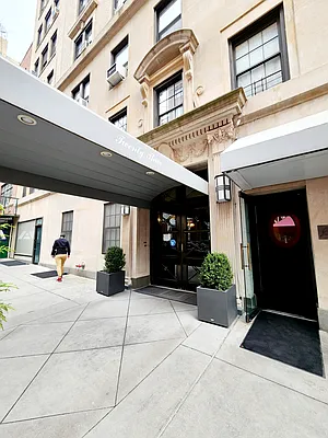 Rented by Oxford Property Group | media 16