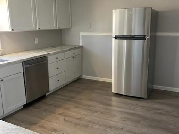 41 Columbus Ave Floor 2, North Providence, RI 02911