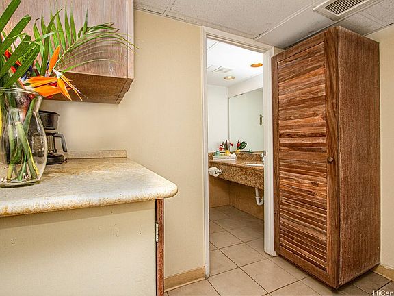 5th image of 1850 Ala Moana Blvd #722
