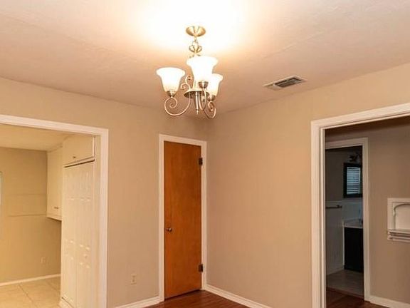4th image of 1515 S Beverly Dr