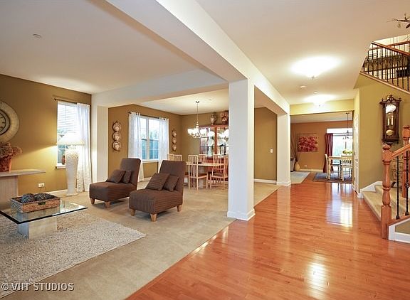 4th image of 10298 Central Park Blvd
