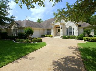 10832 River Plantation Dr, Austin, TX 78747