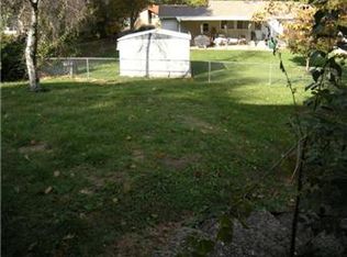 1606 NE 67th St, Gladstone, MO 64118