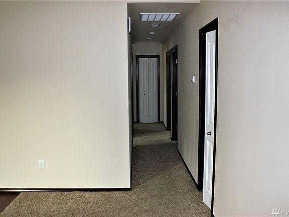4th image of 22908 Vickie Ln