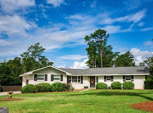 460 S College St, Metter, GA 30439