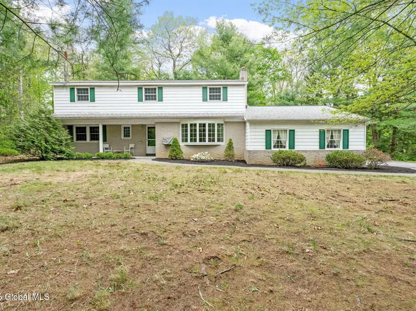 135 Wood Dale Drive, Ballston Lake, NY 12019