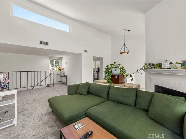 9341 E Shadowood Dr #E, Montclair, CA 91763