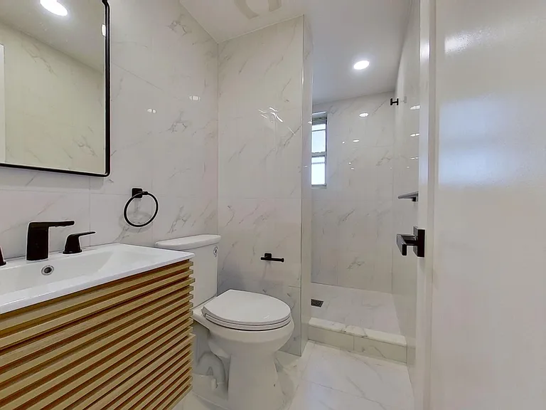286 Broome St #5 — Photo 2