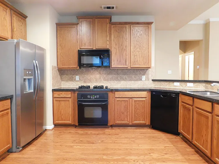 108 Red Bluff Dr — Photo 16