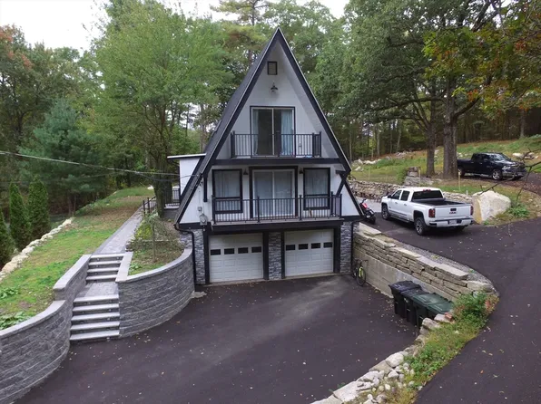 145 Hazel St, Uxbridge, MA 01569