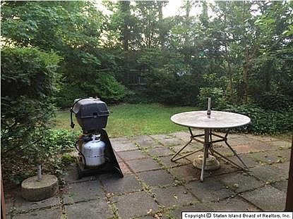5th image of 445 Laconia Ave