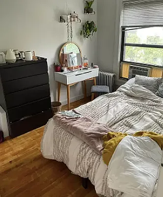 Rented by Nooklyn NYC LLC | media 3