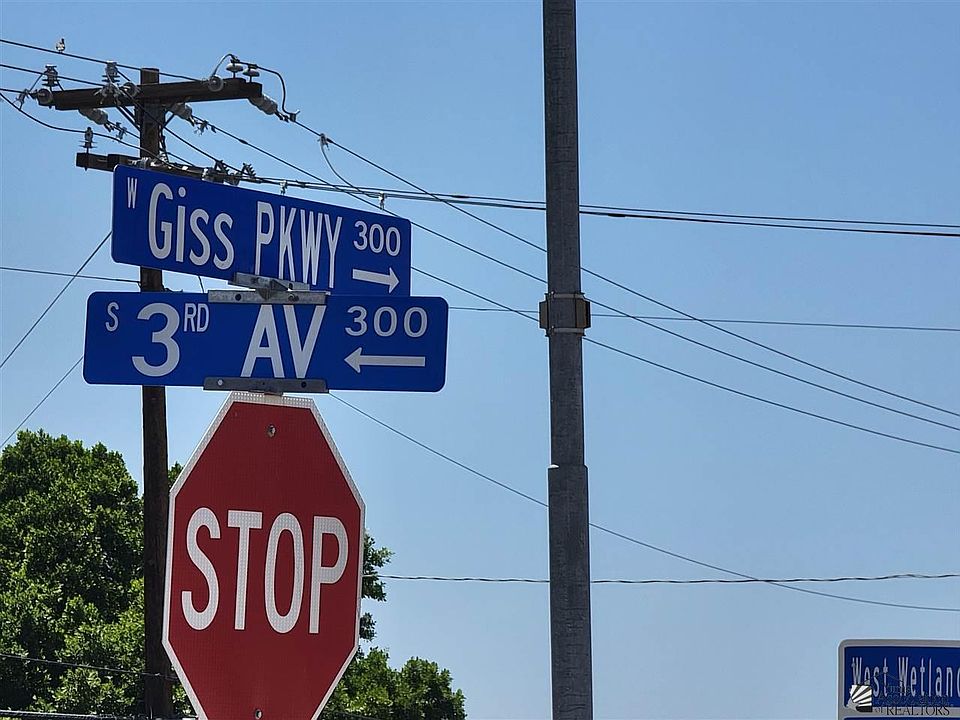 1st image of 270 S 3rd Ave
