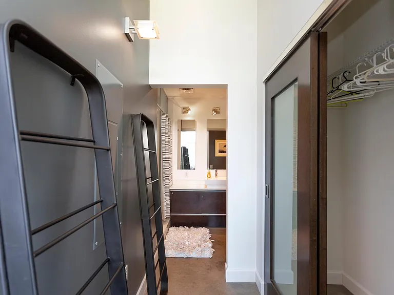 2115 Yeaman Pl #307 — Photo 11