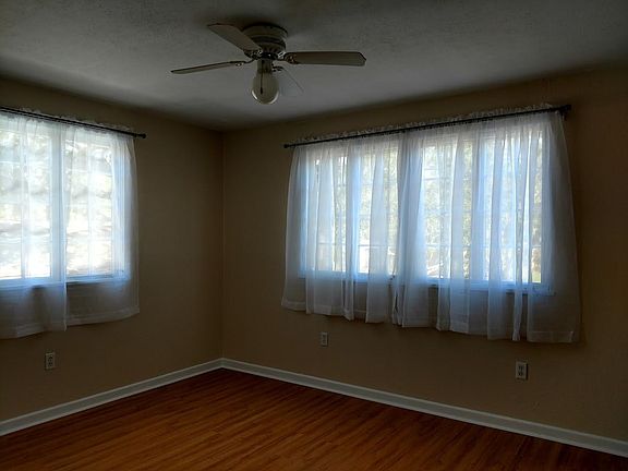 4th image of 621 Gillespie Ave