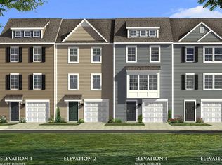 46 Colchester Ct, Bunker Hill, WV 25413