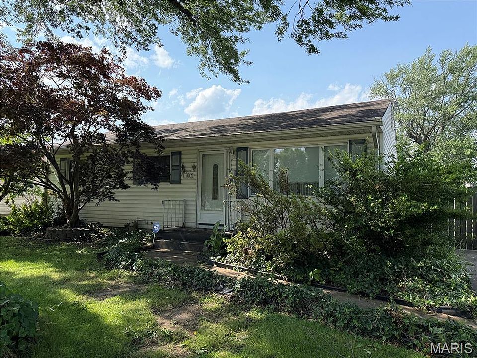1st image of 1557 Rodger Ave