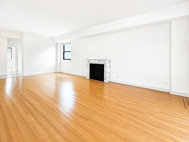 7 E 86th St #PENTHOUSE — Photo 15