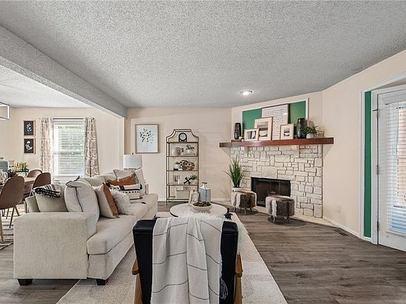 4th image of 8337 Lowell Ave APT 2