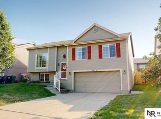 6628 N 148th St, Omaha, NE 68116