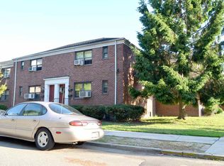 99 W 2nd St #30, Bayonne, NJ 07002